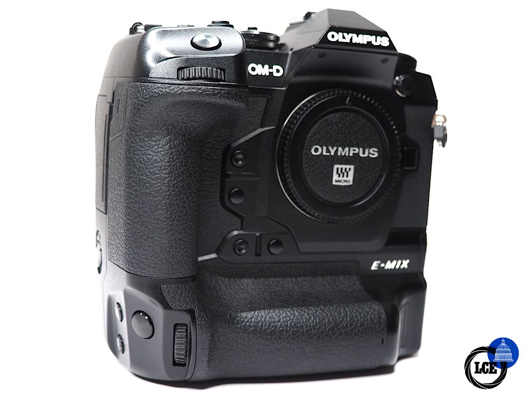 Olympus E-M1 X