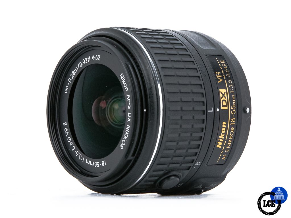Nikon AF-S 18-55mm f3.5-5.6 G II VR DX Nikon AF-S 18-55mm f3.5-5.6 G II VR DX