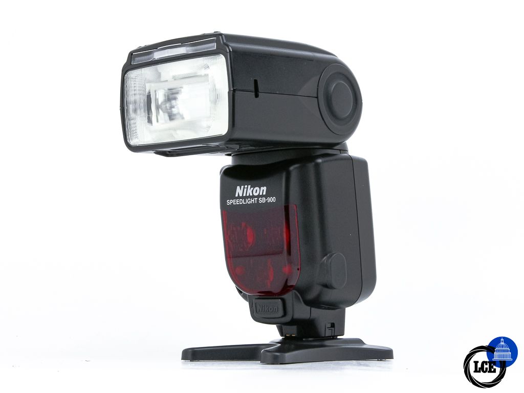 Nikon Speedlight SB-900