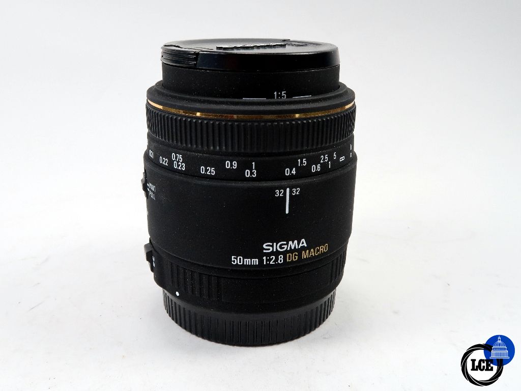 Sigma EF 50mm F2.8 Macro