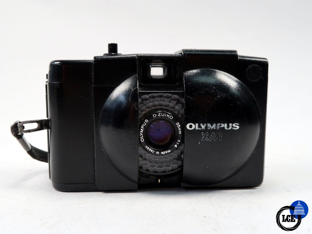 Olympus XA1 