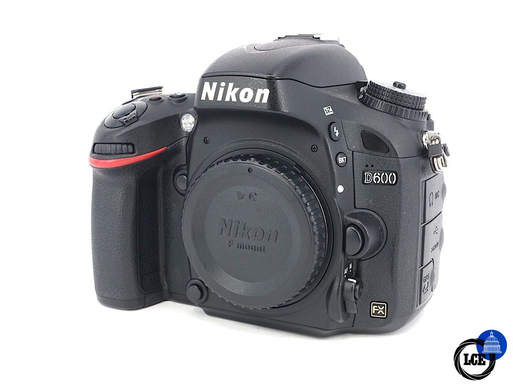 Nikon D600 Body - Boxed | 5* Nikon D600 Body - Boxed | 5*