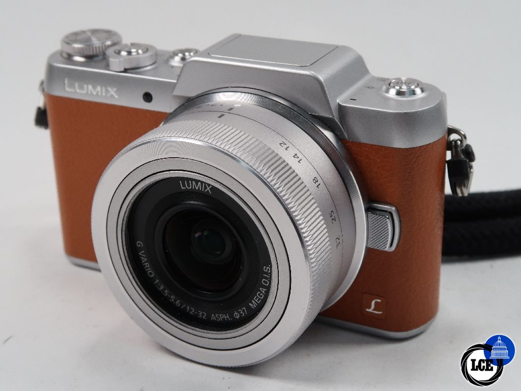 Panasonic Lumix GF7 with 12-32mm f3.5-5.6