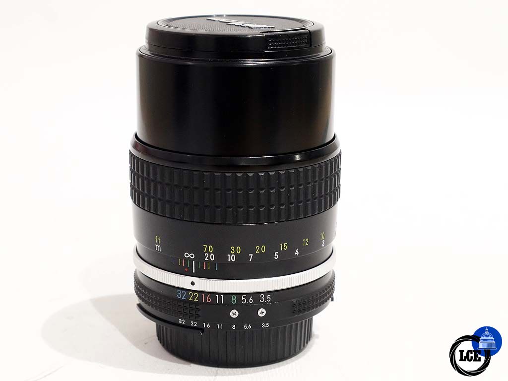 Nikon NIKKOR 135mm F335 AI Nikon NIKKOR 135mm F335 AI