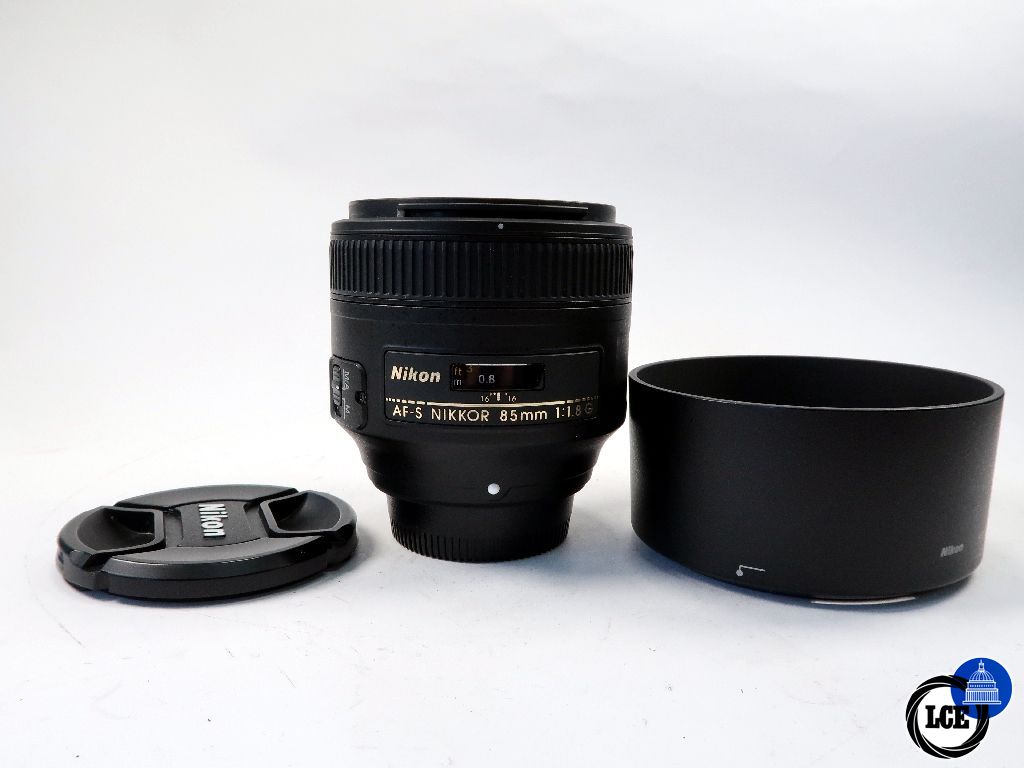 Nikon FX 85mm F1.8 AF-S G Nikon FX 85mm F1.8 AF-S G