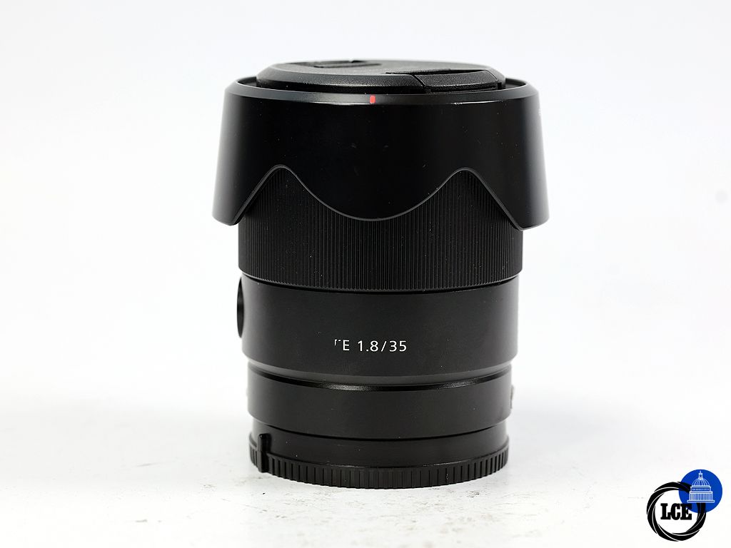 Sony FE 35mm f/1.8 *BOXED* Sony FE 35mm f/1.8 *BOXED*