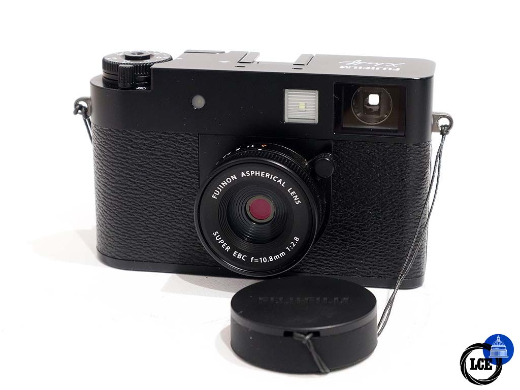 FujiFilm X half X-HF1
