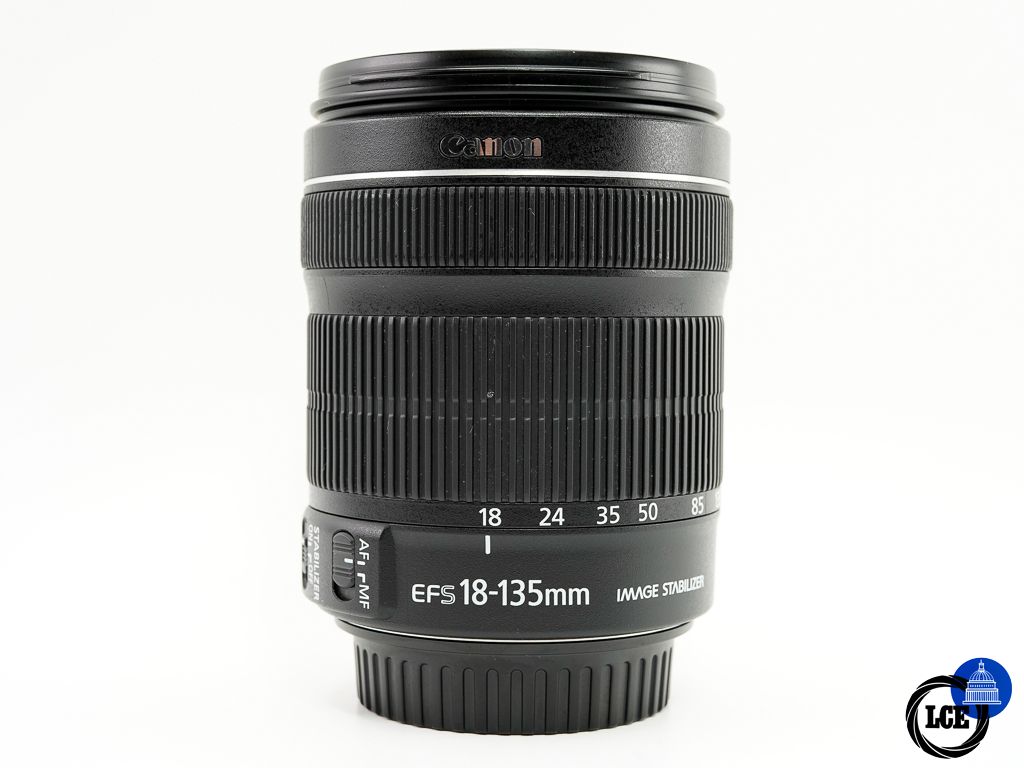 Canon EF-S 18-135mm F3.5-5.6 IS STM * BOXED + HOOD *