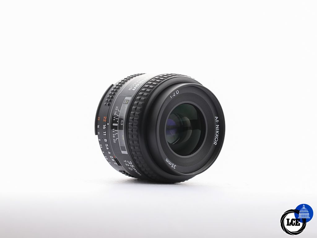Nikon AF 35mm f/2 D [4*] | 10115226