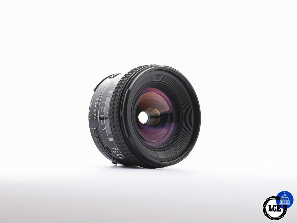 Nikon AF 20mm f/2.8D [4*] | 10115180