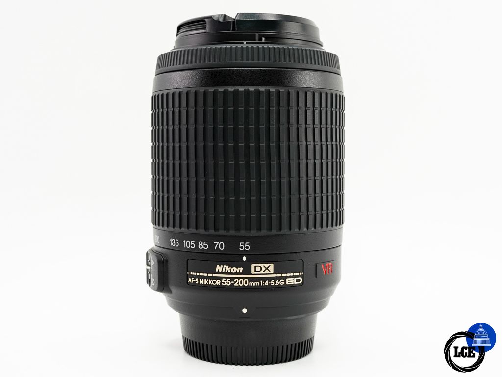 Nikon AF-S 55-200mm F4-5.6G ED VR DX * MINT & BOXED * Nikon AF-S 55-200mm F4-5.6G ED VR DX * MINT & BOXED *