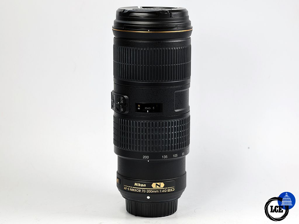 Nikon AF-S 70-200mm f/4 G ED VR *BOXED* Nikon AF-S 70-200mm f/4 G ED VR *BOXED*