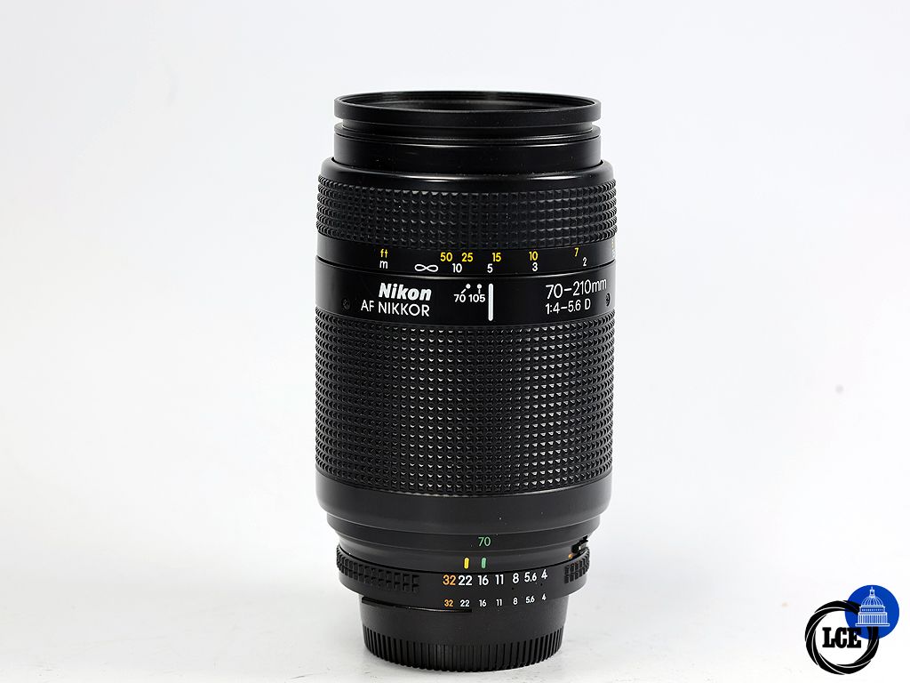 Nikon AF 70-210mm f/4-5.6 D Nikon AF 70-210mm f/4-5.6 D