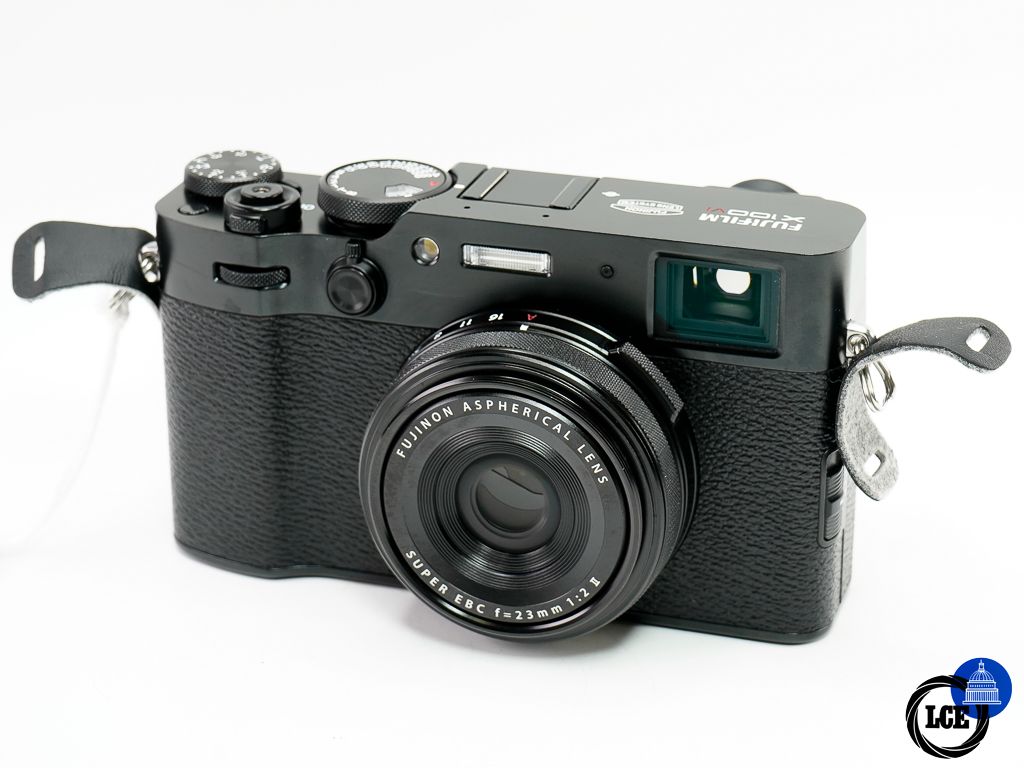 FujiFilm X100 VI Black * BOXED *