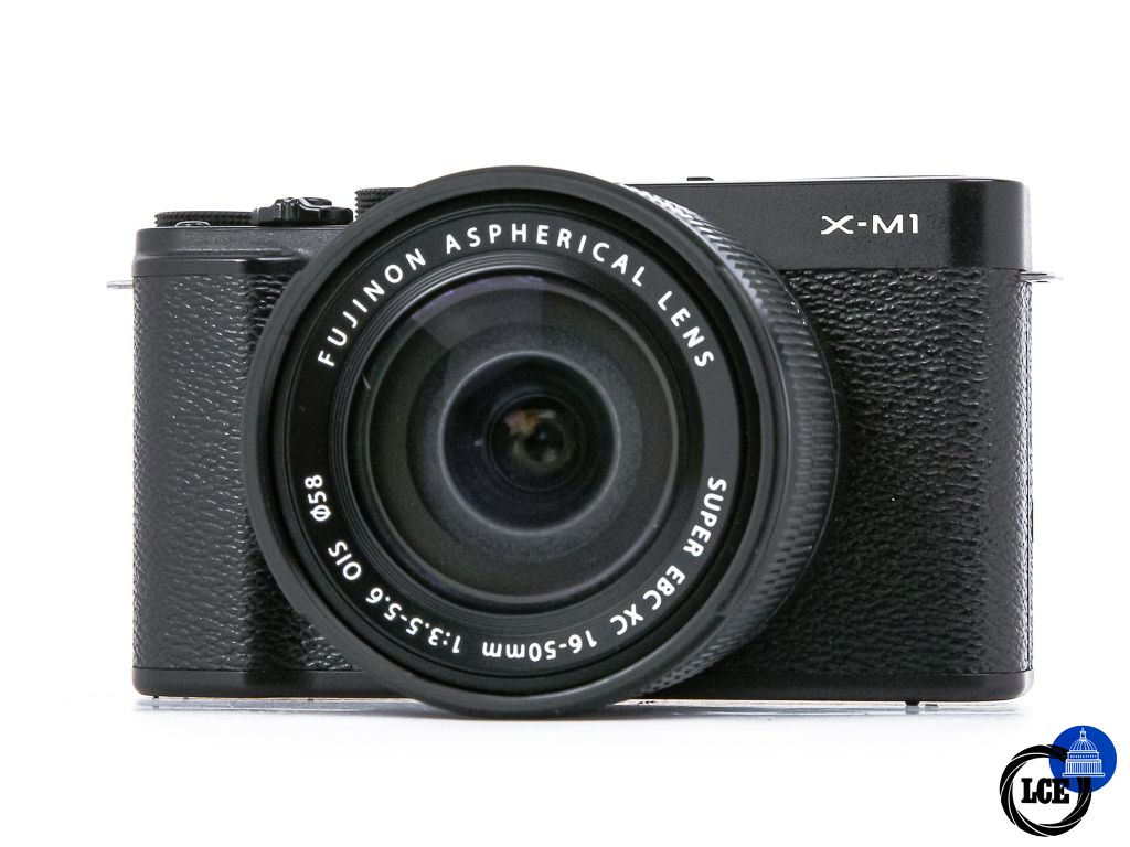 FujiFilm X-M1 + 16-50mm OIS