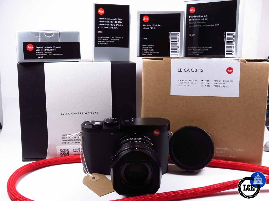 Leica Q3 43