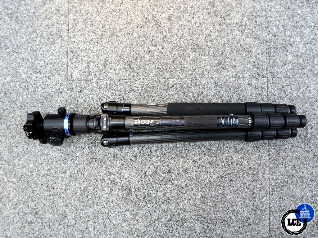 Benro FIF28C tripod + IB2 head