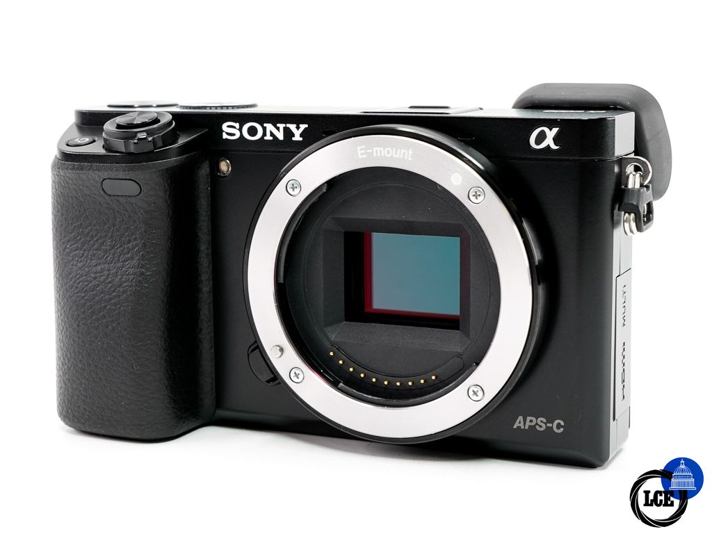 Sony A6000 Body Black * SHUTTER COUNT ON 1.6K *