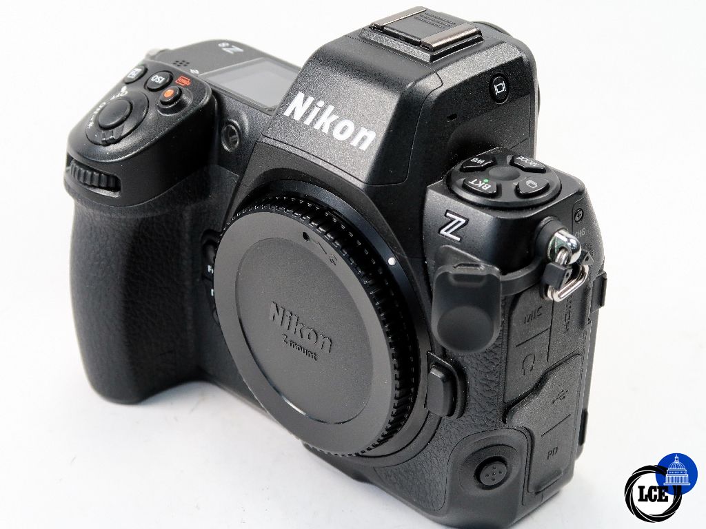 Nikon Z8 Body  192k electronic shutter only