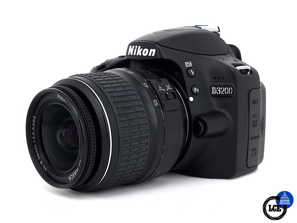 Nikon D3200 + AF-S 18-55mm F3.5-5.6 DX G II ED | 4*