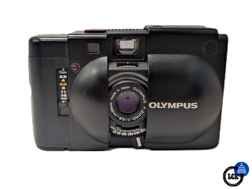 Olympus XA 