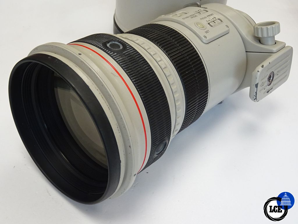 Canon 300mm f2.8 L IS USM 