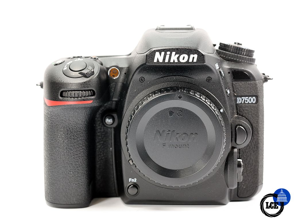 Nikon D7500 BODY *BOXED*