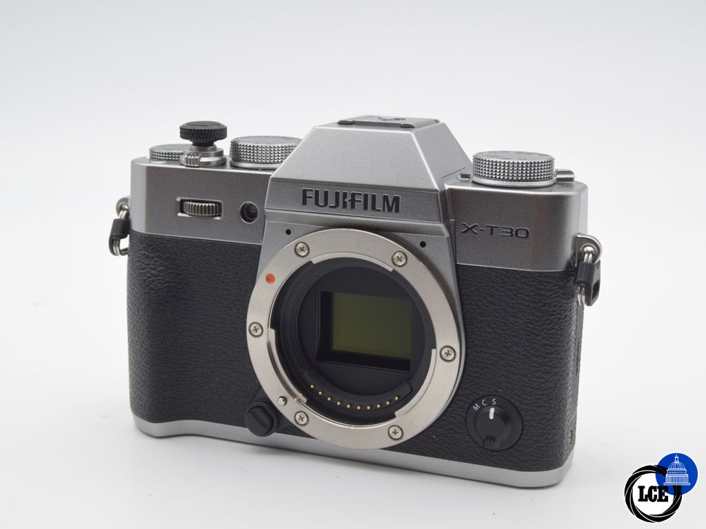 FujiFilm X-T30 Body (371 Shutter Actuations)
