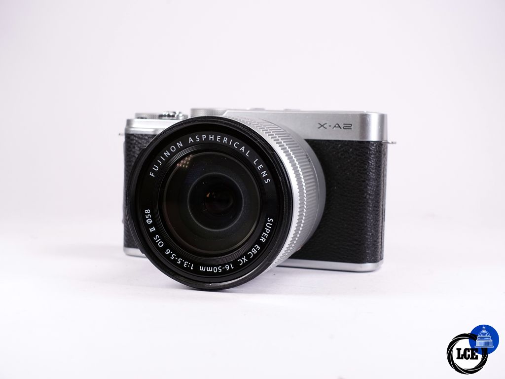 FujiFilm X-A2 + 16-50mm