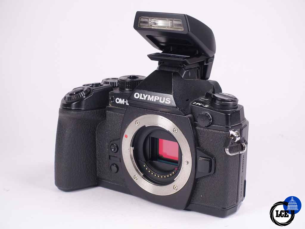 Olympus EM-1 with FL-LM2