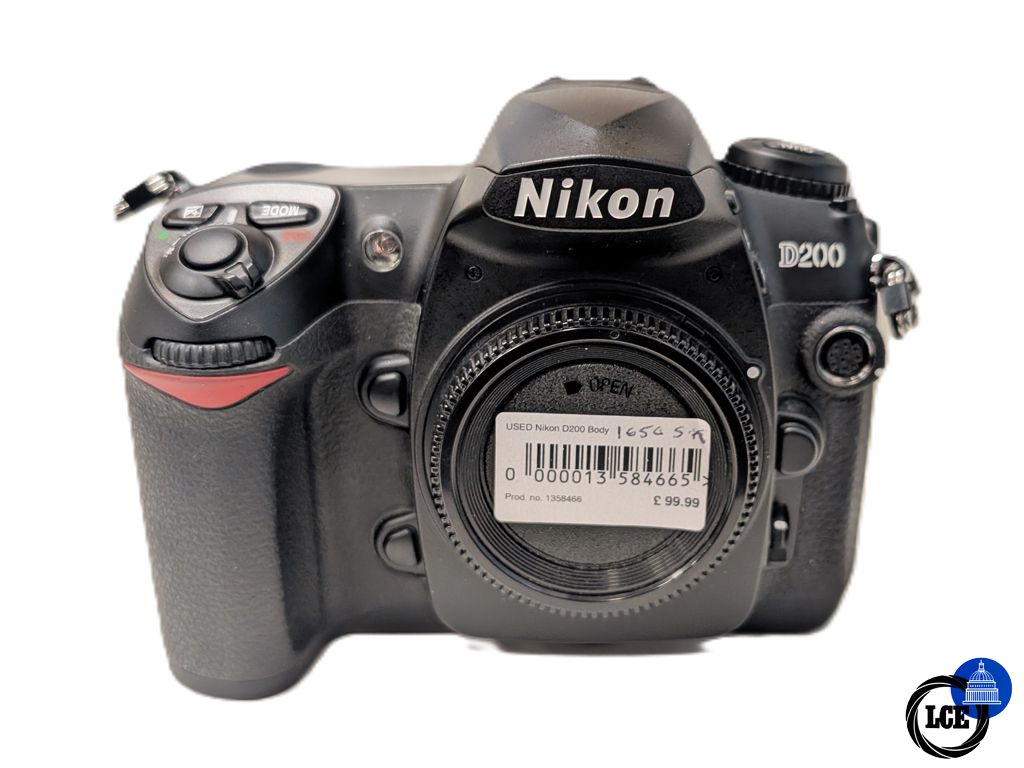 Nikon D200 Body - Low 1650 Shutter Count 