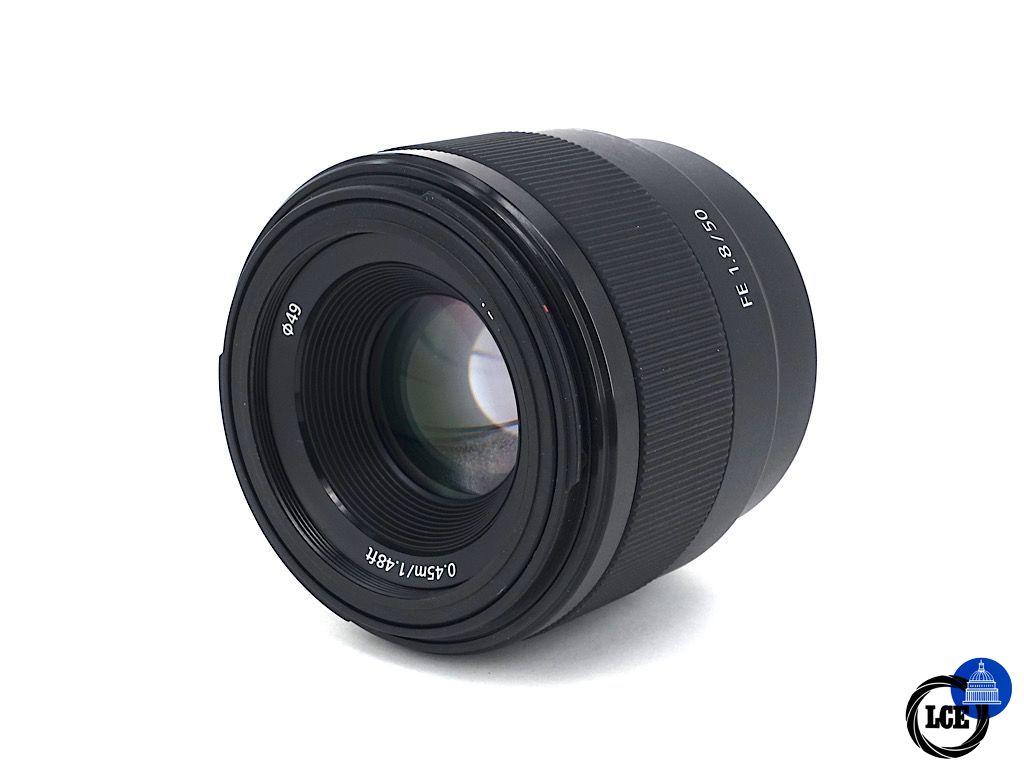 Sony FE 50mm F1.8 | 4*