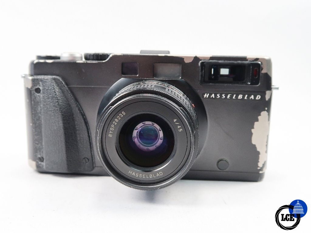 Hasselblad XPAN II + 45mm F4