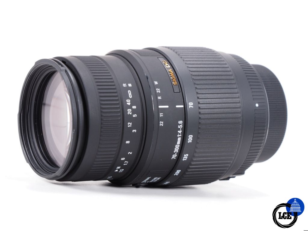 Sigma 70-300mm F4-5.6 Nikon F