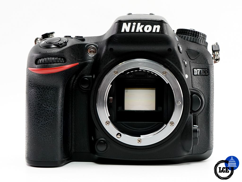 Nikon D7100 body 