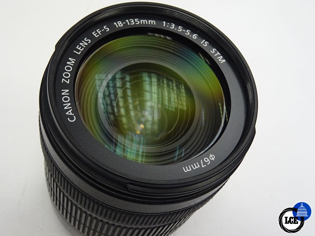 Canon EF-S 18-135  f3.5-5.6  IS STM 