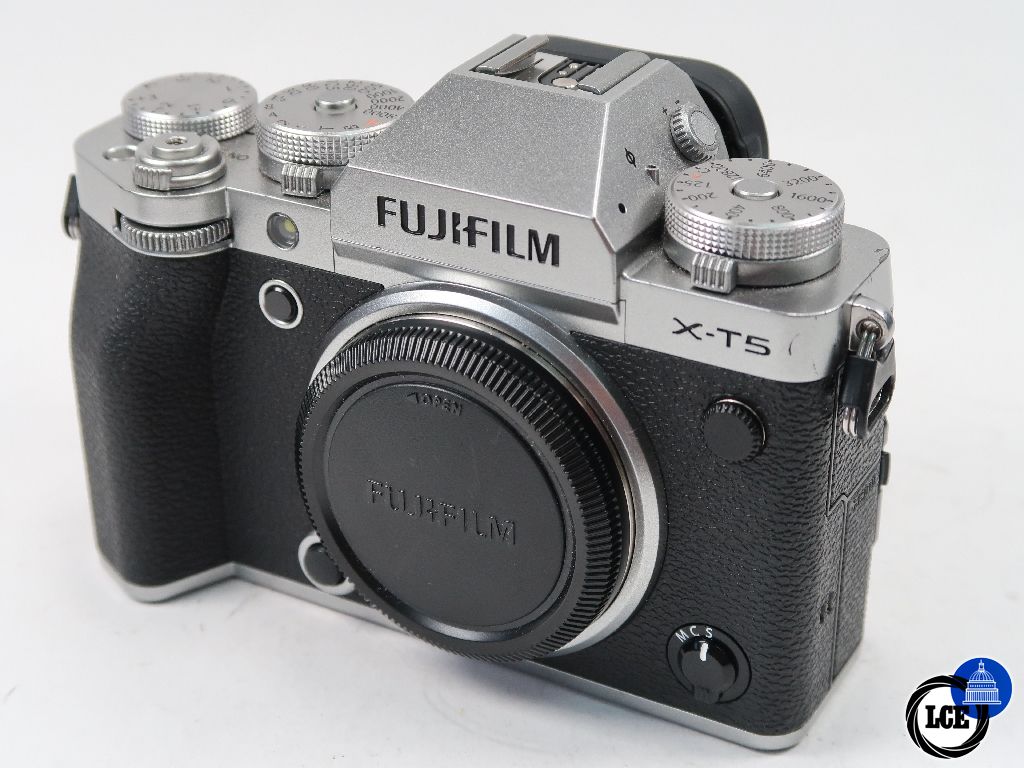 FujiFilm X-T5 Body Silver