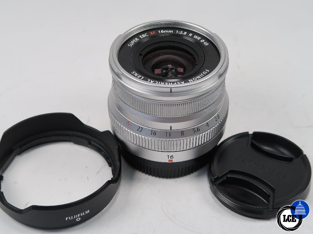 FujiFilm XF 16mm F2.8 WR Silver