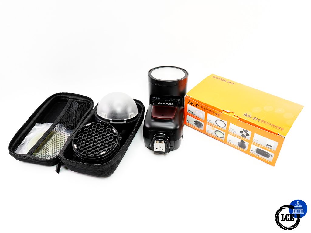 Godox V1 + AK-R1 Kit * BOXED *