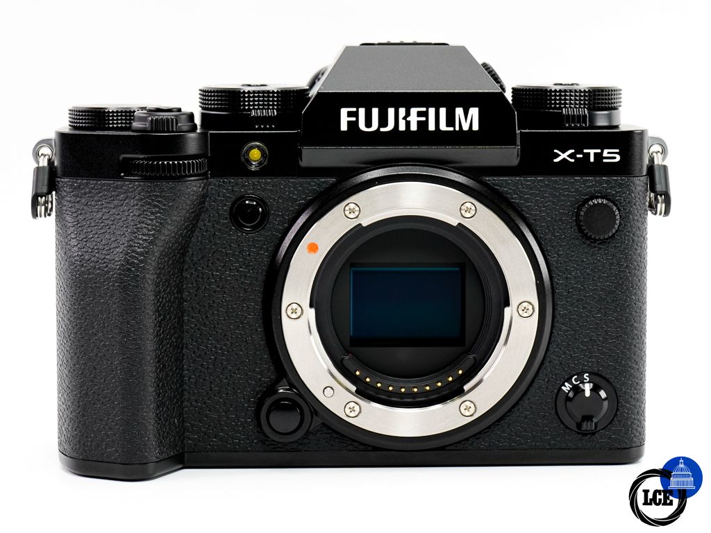 FujiFilm X-T5 Body
