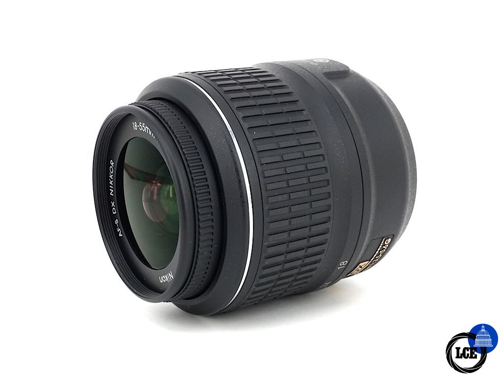 Nikon AF-S 18-55mm F3.5-5.6 G DX VR | 4*