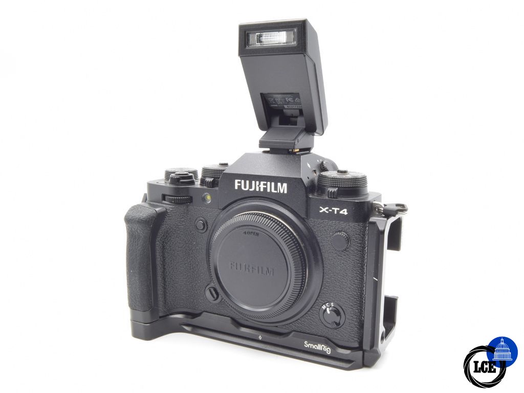 FujiFilm X-T4 Body Black + SmallRig L Bracket (5907 Shutter Actuations) 
