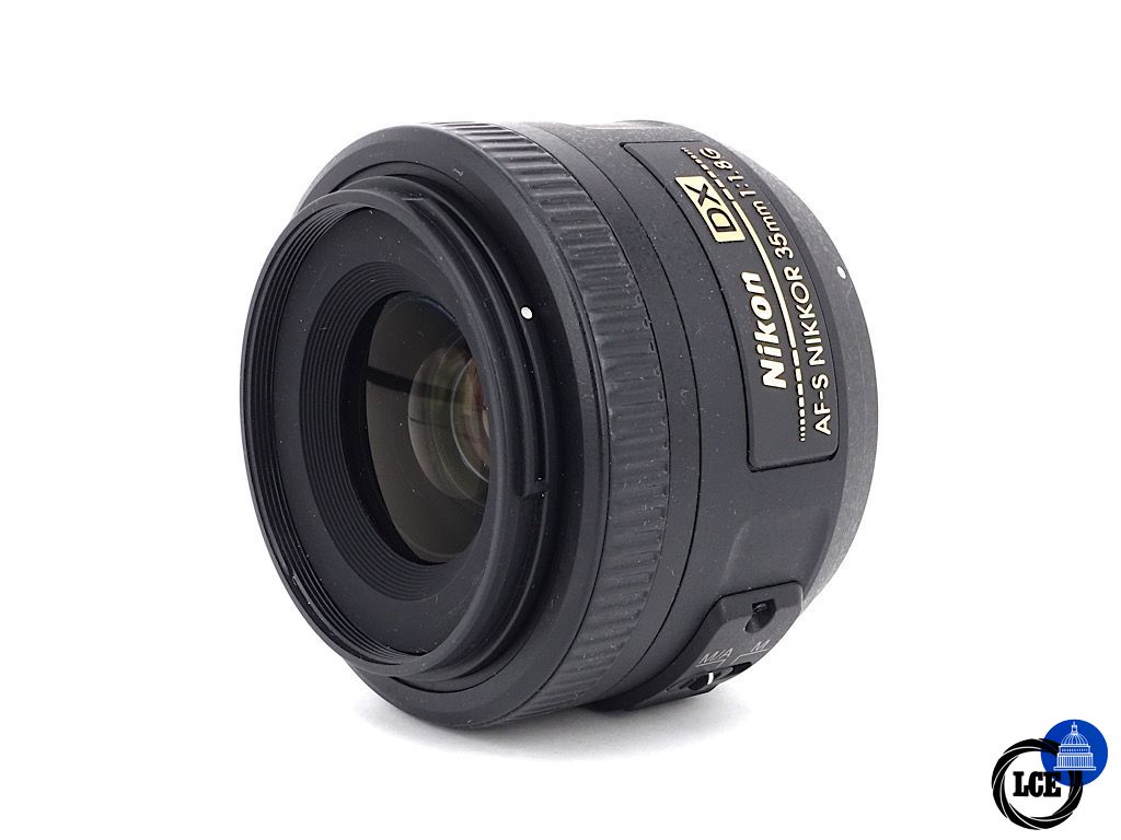Nikon AF-S 35mm F1.8 DX G | 4*
