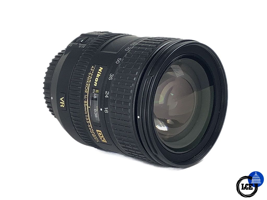 Nikon AF-S 16-85mm F3.5-5.6 G ED Nikon AF-S 16-85mm F3.5-5.6 G ED