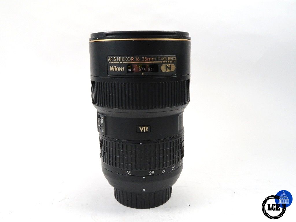 Nikon FX 16-35mm F4 VR