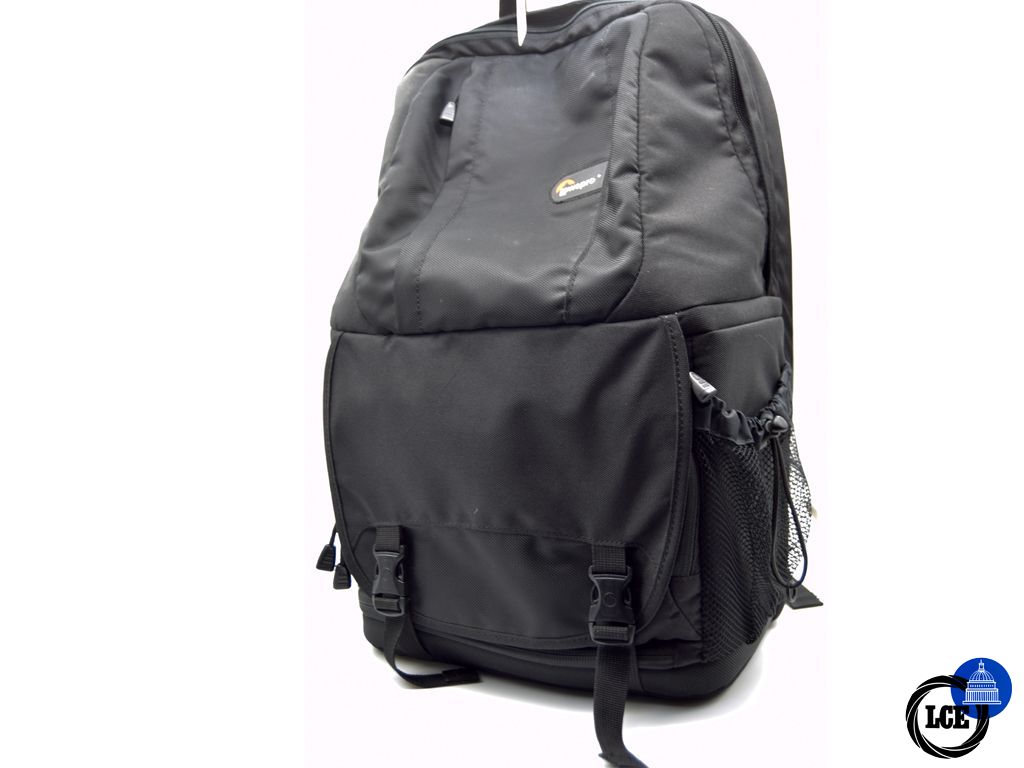LowePro Fastpack 250 LowePro Fastpack 250