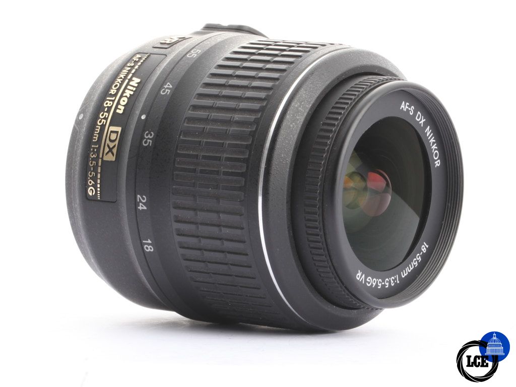 Nikon AF-S 18-55mm f/3.5-5.6G DX [4*] | 10115693
