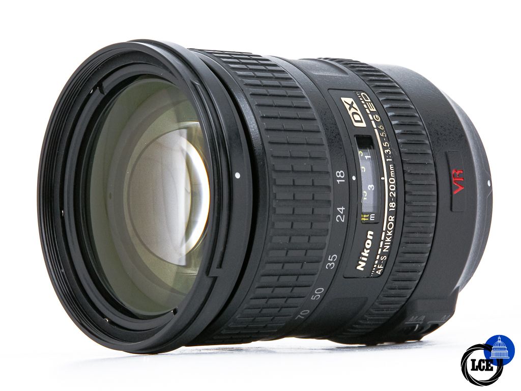 Nikon AF-S 18-200mm f3.5-5.6 G ED VR DX