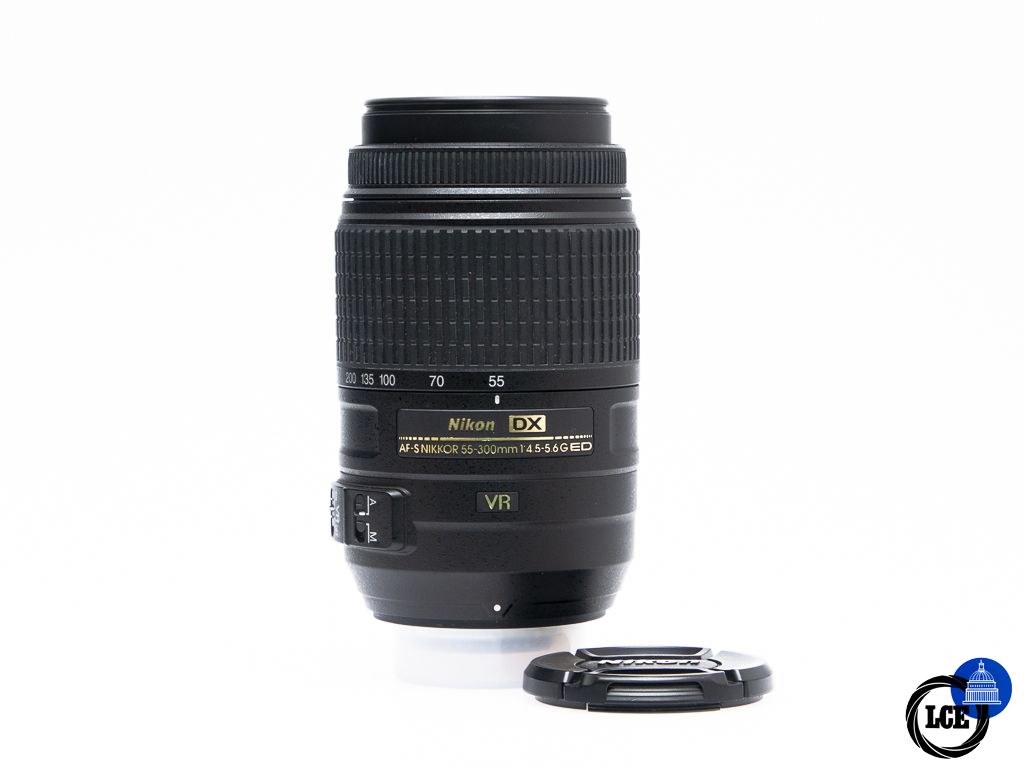 Nikon AF-S 55-300mm f/4.5-5.6 G DX ED VR Nikon AF-S 55-300mm f/4.5-5.6 G DX ED VR