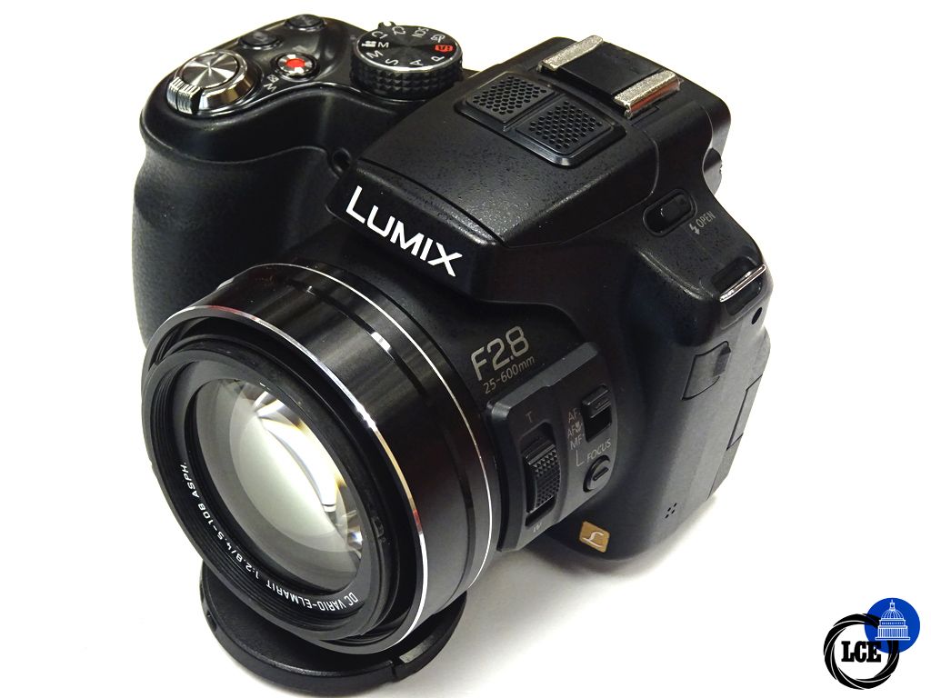 Panasonic FZ200 